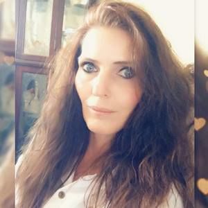 Meet your Posher, Yvette